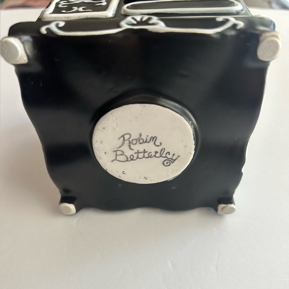 Yankee Candle Black Stove Oven Wax Warmer Kettle Pumpkins Robin Betterley Design - Picture 3 of 9